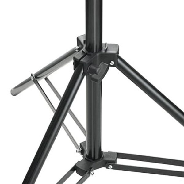 Light Stand 2 1/2 -  7 feet Adjustable Height