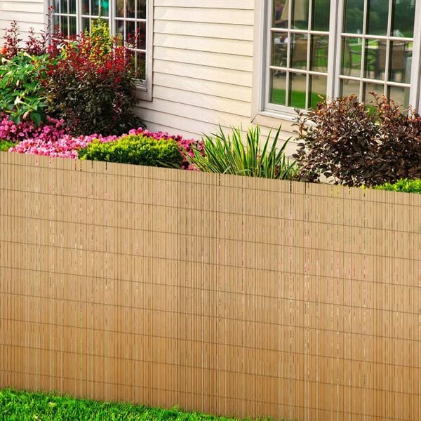 vidaXL Garden Reed Fence 196.9"x39.4"