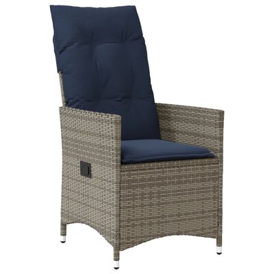 Single navy cushioned wicker chair